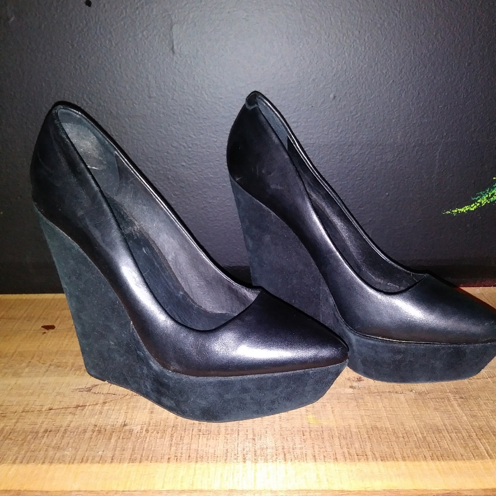 Aldo black wedges